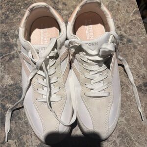 Tretorn Cream and Beige Sneakers